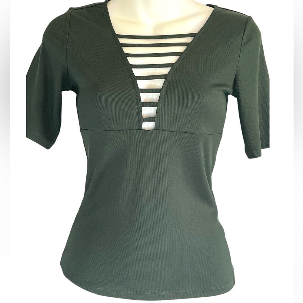 H&M Ribbed Tee - Picture 2 of 3